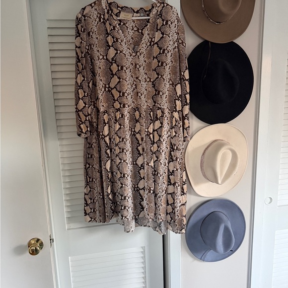 Maeve Beige and Black Snake Print Long Sleeve Dress - Picture 3 of 3